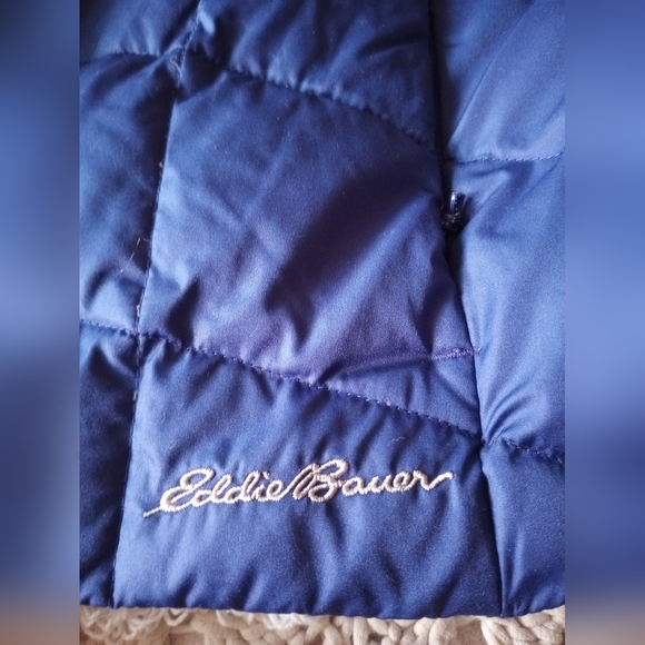 Eddie Bauer zip vest - Picture 4 of 4
